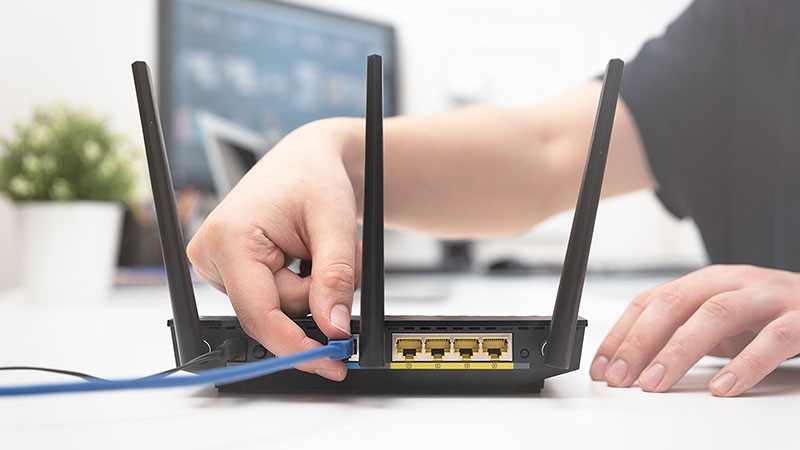 restart wifi router to fix hulu error code