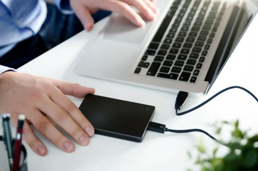 use an external drive for laptop